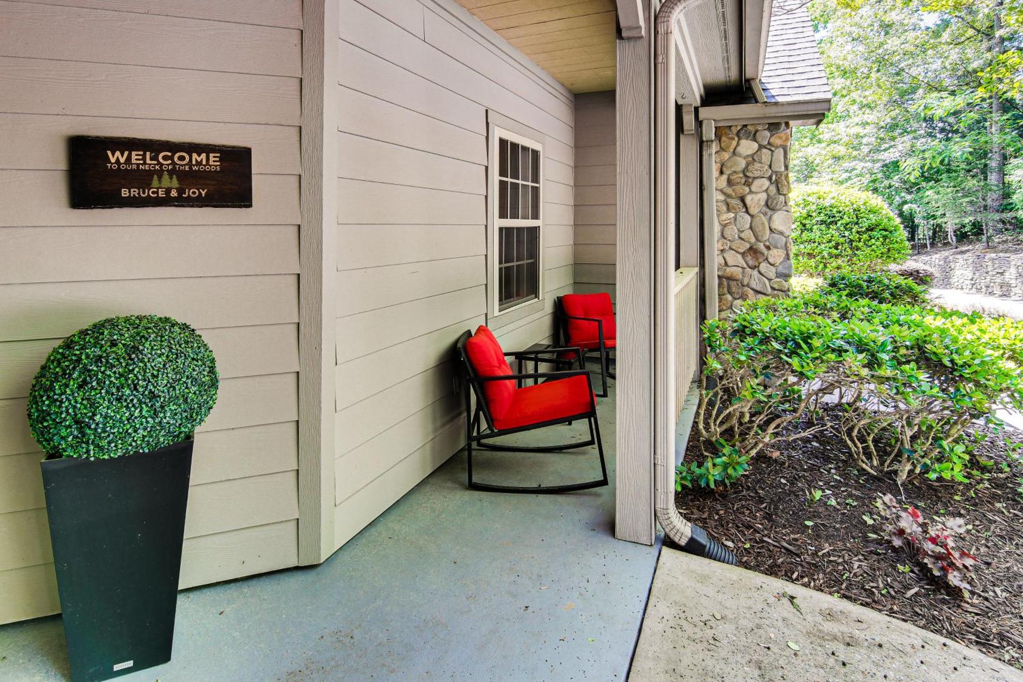 Lake Lure Condo With Resort Pool And Beach Access! Esterno foto