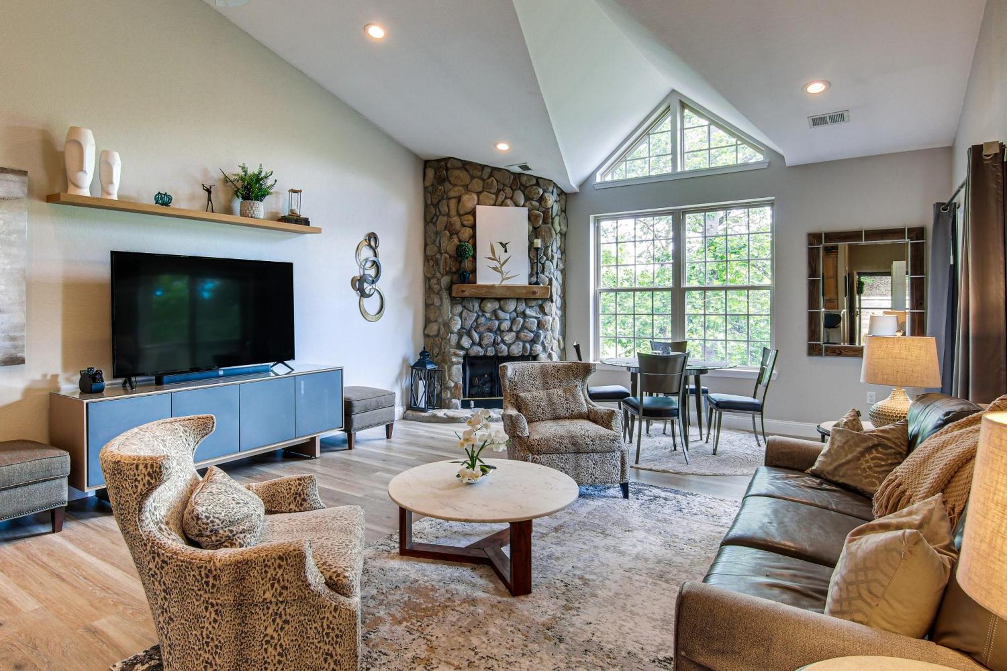 Lake Lure Condo With Resort Pool And Beach Access! Esterno foto